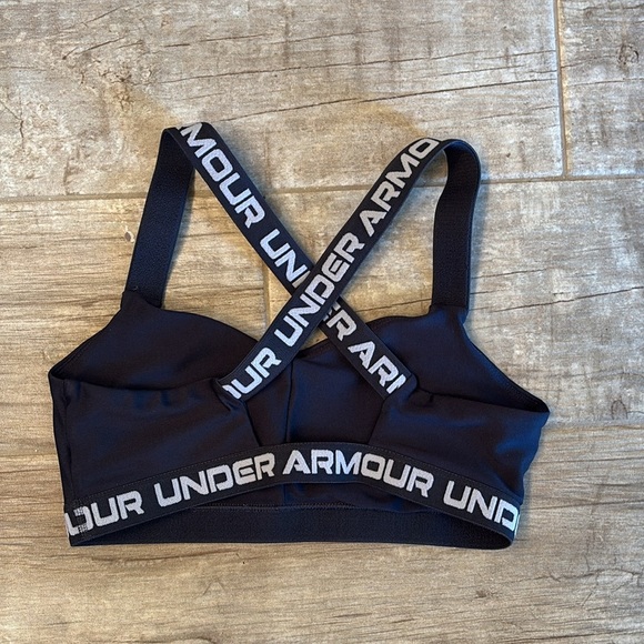 Under Armour Black Sports Bra - Picture 2 of 2